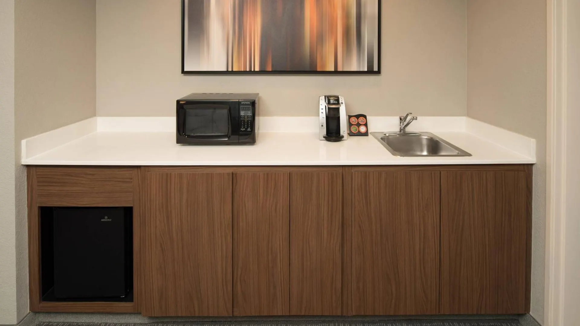 ***  Courtyard By Marriott Portland North Hotel United States