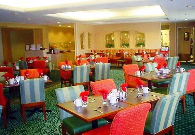 Courtyard By Marriott Portland North Hotel