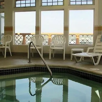 Courtyard By Marriott Portland North Hotel